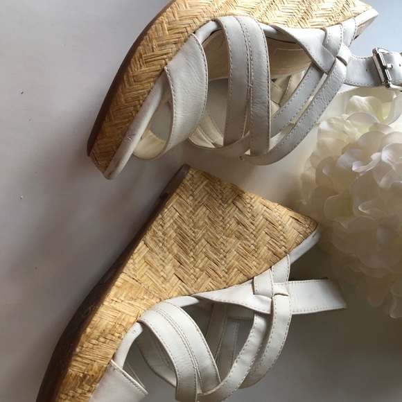 Espadrilles - Picture 2 of 6